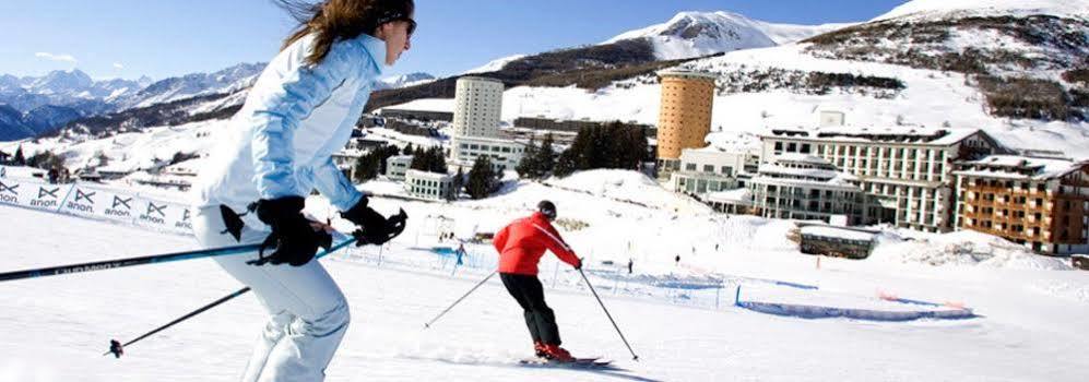 Grand Hotel Duchi D'Aosta Colle Colle Sestriere Exterior foto